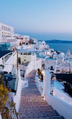 destination image